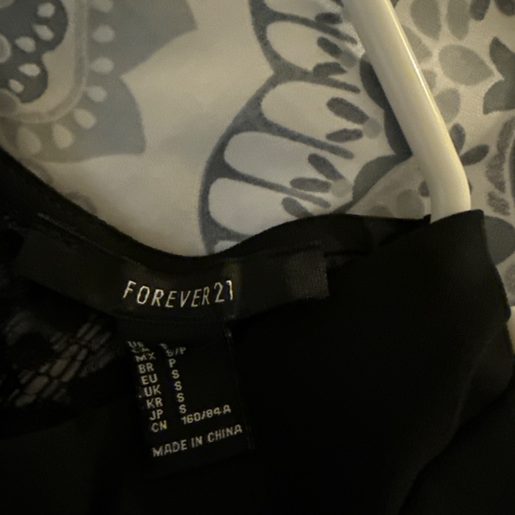 romper - Picture 3 of 5